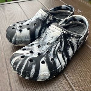 Marbled Crocs with Fleece Lining- Men’s 10